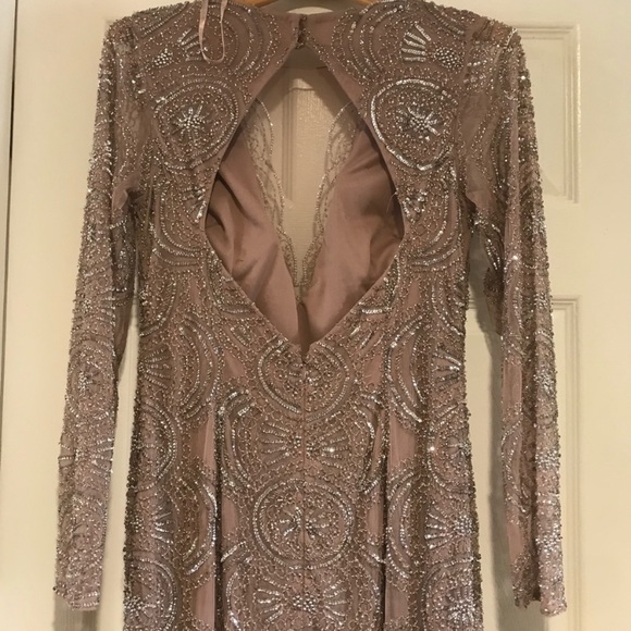 Aidan Mattox geometric long sleeves gown - Picture 6 of 7